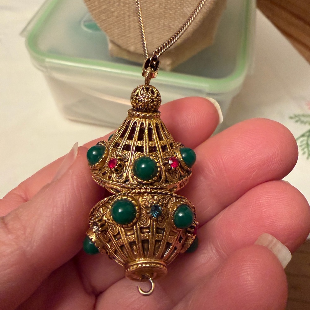 Vintage Florenza Goldtone Green Red Beaded Pendant with necklace mad men vibe - Picture 6 of 13